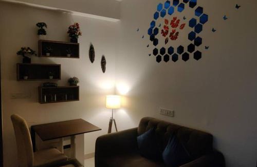 Noida Apartment | Chic Apartment#Couple Goal#High Rise#Balcony#condo