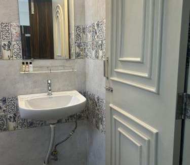 New Town House | Chopson's Parc - Bed & Breakfast