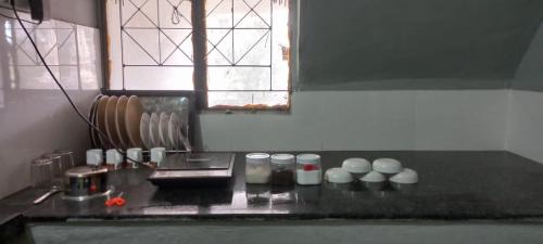 Kolhapur House | Citadel Cozy Homestay with single AC bedroom
