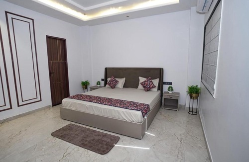 Jaipur District Villa | City centre 6 BHK Villa with indoor Pool