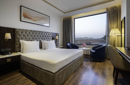 Dehradun Hotel | Clarks Inn Dehradun