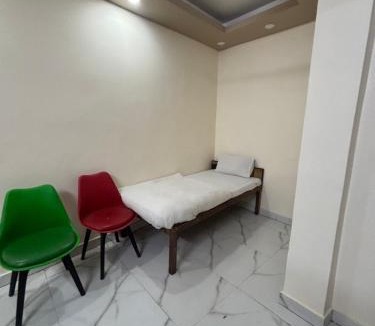 New Delhi Hotel | Classic Harmony Inn