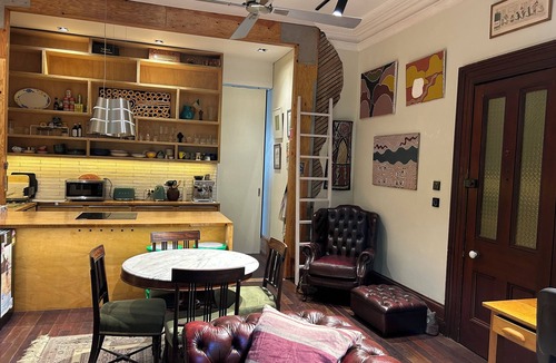 Balmain East Apartment | Classic high-ceilinged apartment in historic harbourside house, glorious gardens