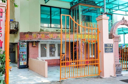 Andheri West House | Classic Hotel Lal Sai Residency