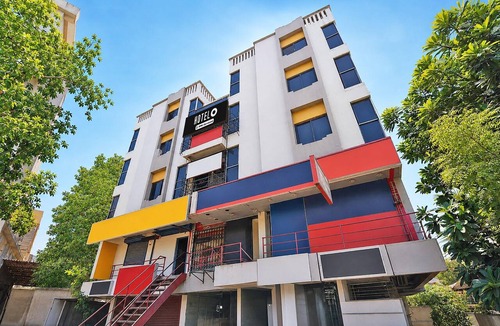 Ahmedabad House | Classic Red Apple