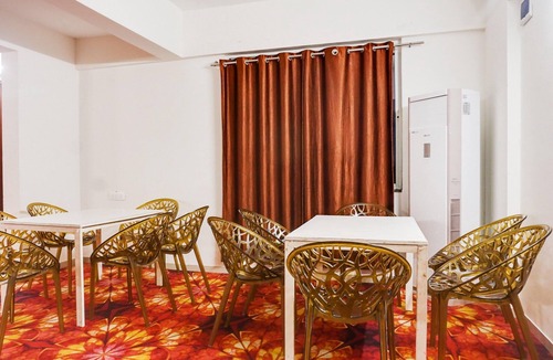 Pune House | Classic With Balcony Landmark Regency