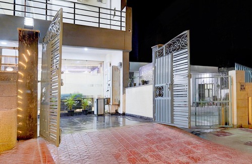 Sector 70 House | Classic with BalconyPALM PARADISE