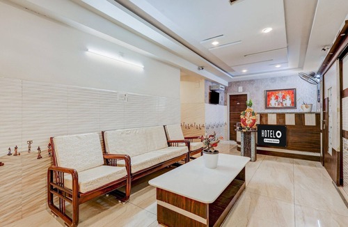 Eluru House | Classic With Twin Bed Sree Nitya Residency