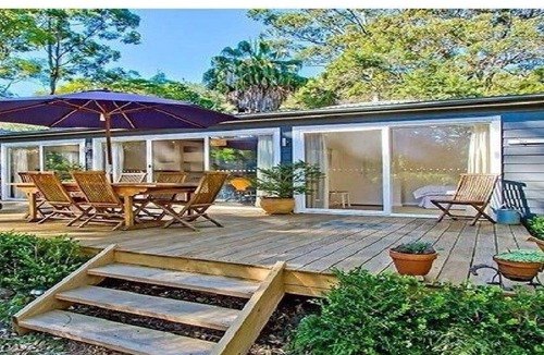 Pearl Beach House | Close to beach, cafe & restuarant