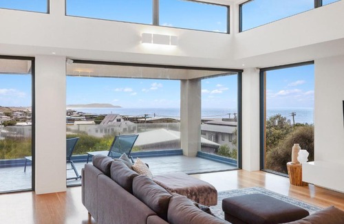 Surf Beach House | Cloudview