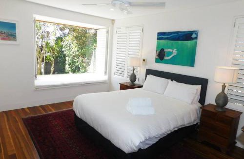 Clovelly House | Clovelly Beach House with Pool