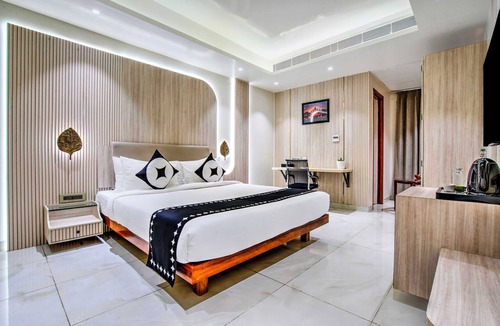 Faizabad Hotel | Clubhouse Hotel Ayodhya
