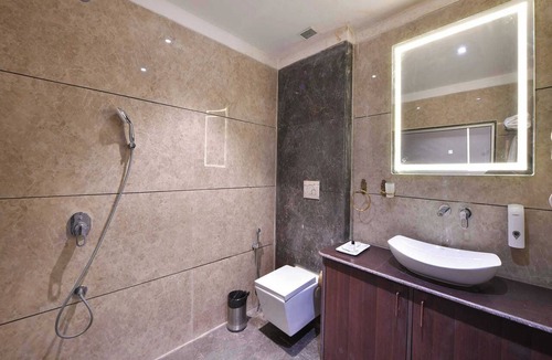 Morbi Hotel | Clubhouse Hotel Morbi