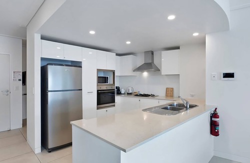 The Entrance Apartment | Coast Apartments 19 Roof Top Pool