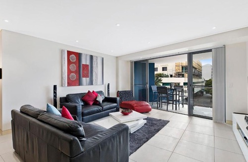 The Entrance Apartment | Coast Luxury Apartment 21