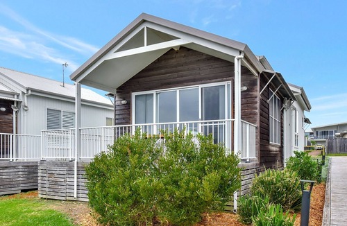 Caves Beach Villa | Coastal Breeze at Caves Beach Villas
