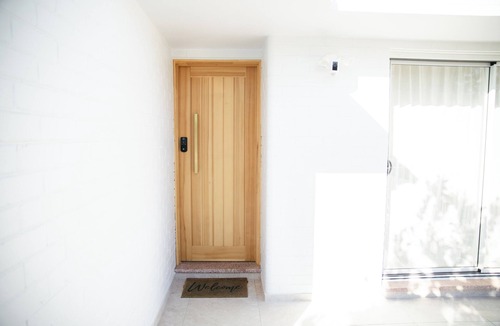 Woolooware House | Coastal family living, just 1km to Cronulla Beach! The Lemon Tree house.