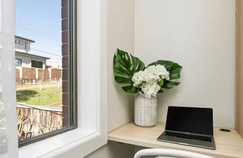 Fairlight House | Coastal lifestyle - 10 min walk to Manly Beach
