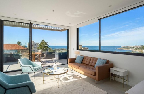 Coogee Apartment | Coastal Panorama at Coogee