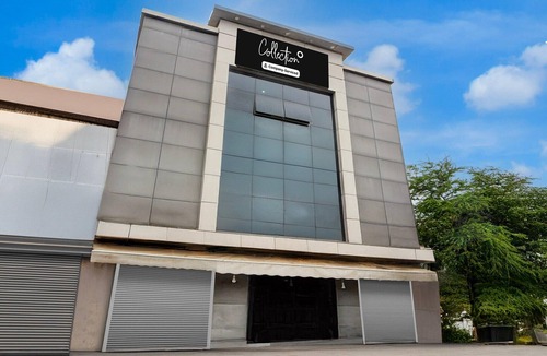 Jabalpur House | Collection O Deendyal Bus Terminal