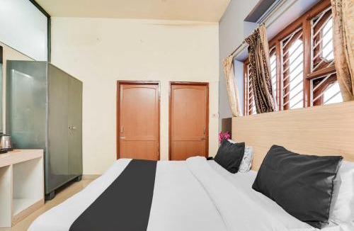 Malviya Nagar Hotel | Collection O Jaipur Patrika Gate