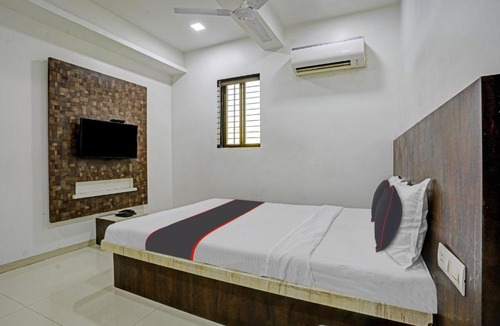 Bhiwandi Hotel | Collection O Krishna Inn