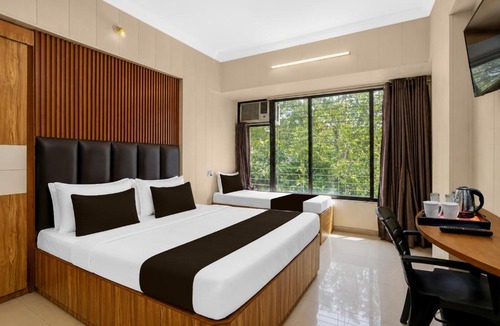 Lokhandwala Complex Hotel | Collection O Lokhandwala Andheri West Mumbai Formerly Lalsai Residency