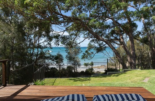 Vincentia House | Collingwood Villa, A large family beachfront escape -Dog friendly! Can sleep 18