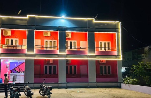 Una Hotel | Comfort Holiday Una