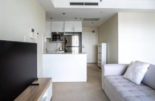 Burwood Apartment | Comfy 1BDR Apartment 3min to Train Station Burwood