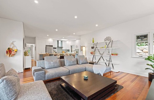 Mosman House | Contemporary Balmoral Beachside Family Retreat