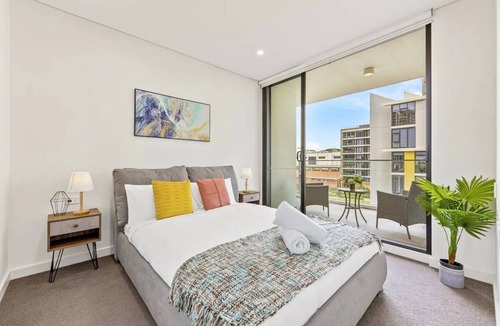 Kensington Apartment | Convi&Comfy 1 Bed Apt |Zetland Masterpiece Holiday
