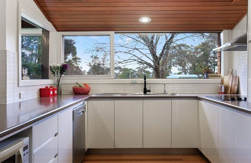 Kangaloon House | Cooinda - Welcome to this Happy Place!