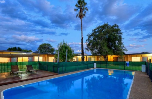 Cootamundra Hotel | Cootamundra Gardens Motel