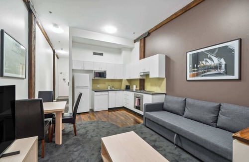 Darling Harbour Apartment | Cosy Apartment in front of Darling Harbour and ICC