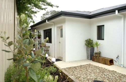 Kambah House | Cosy Kambah 1 Bedroom Near Shops & Parks