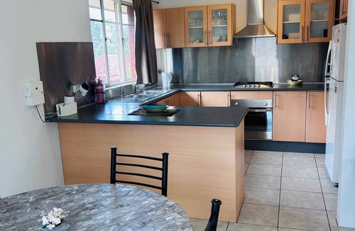 Parramatta Apartment | Cosy place to stay near WSU