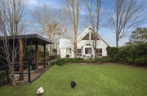 Braemar House | Country Family 4-Bed Retreat Southern Highlands