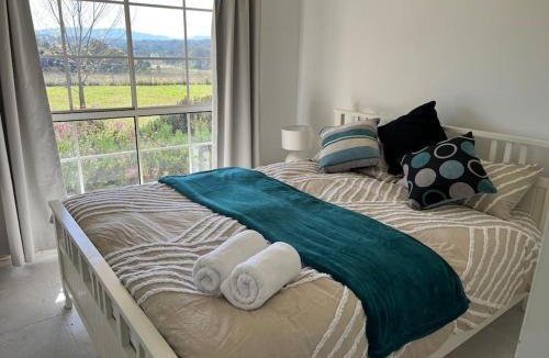 Bogee House | Country House with Stunning Views