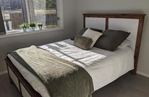 Edmondson Park House | Country Lane book via booking ONLY