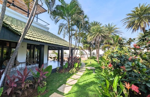 Vadanemelli Villa | Cove - A LuxUnlock Private Villa