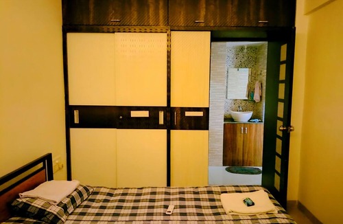 Ulhasnagar Apartment | Cozy 1-bedroom apartment in charming suburbs of Mumbai