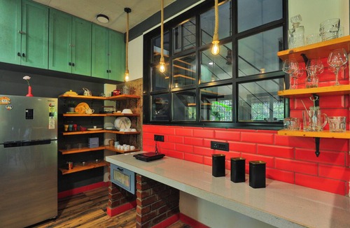 Kudal House | Cozy 2-bedroom private garden, AC bungalow in kudal.