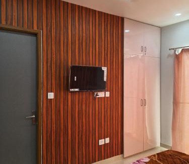 Greater Noida Hotel | Cozy Hideout