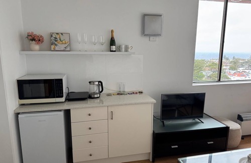 Bondi Apartment | Cozy Private Bondi Beach Studio with Beautiful View