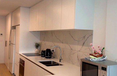 Phillip Apartment | Cozy2BR free parking, @Woden, pet alow