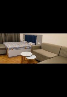 Greater Noida House | Craviq Hotels -1