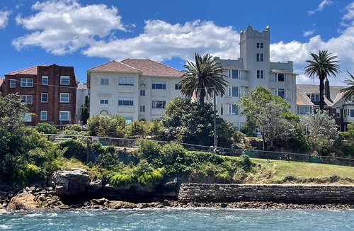 Cremorne Point Apartment | Cremorne Point- CP007 - Wulworra Avenue - Charming Top-Floor 1BR + Sunroom Near Cremorne Point Wharf Harbour Walks