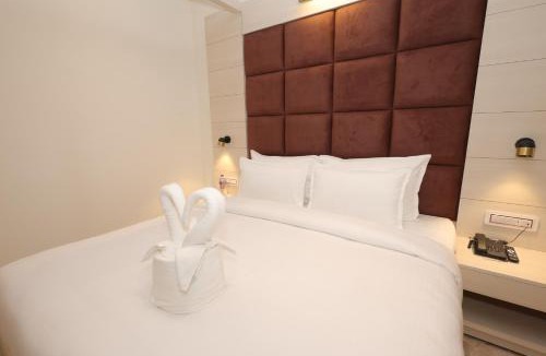 Bajpur Hotel | Crestorio of Corbett