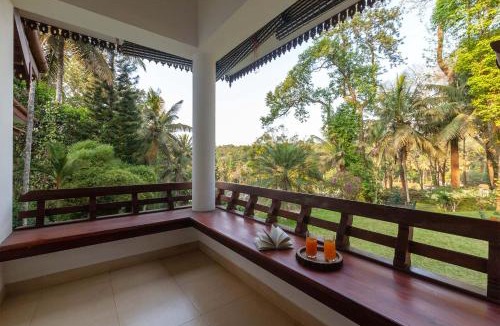 Polibetta Villa | Crystal Homestay by StayVista - 4BR